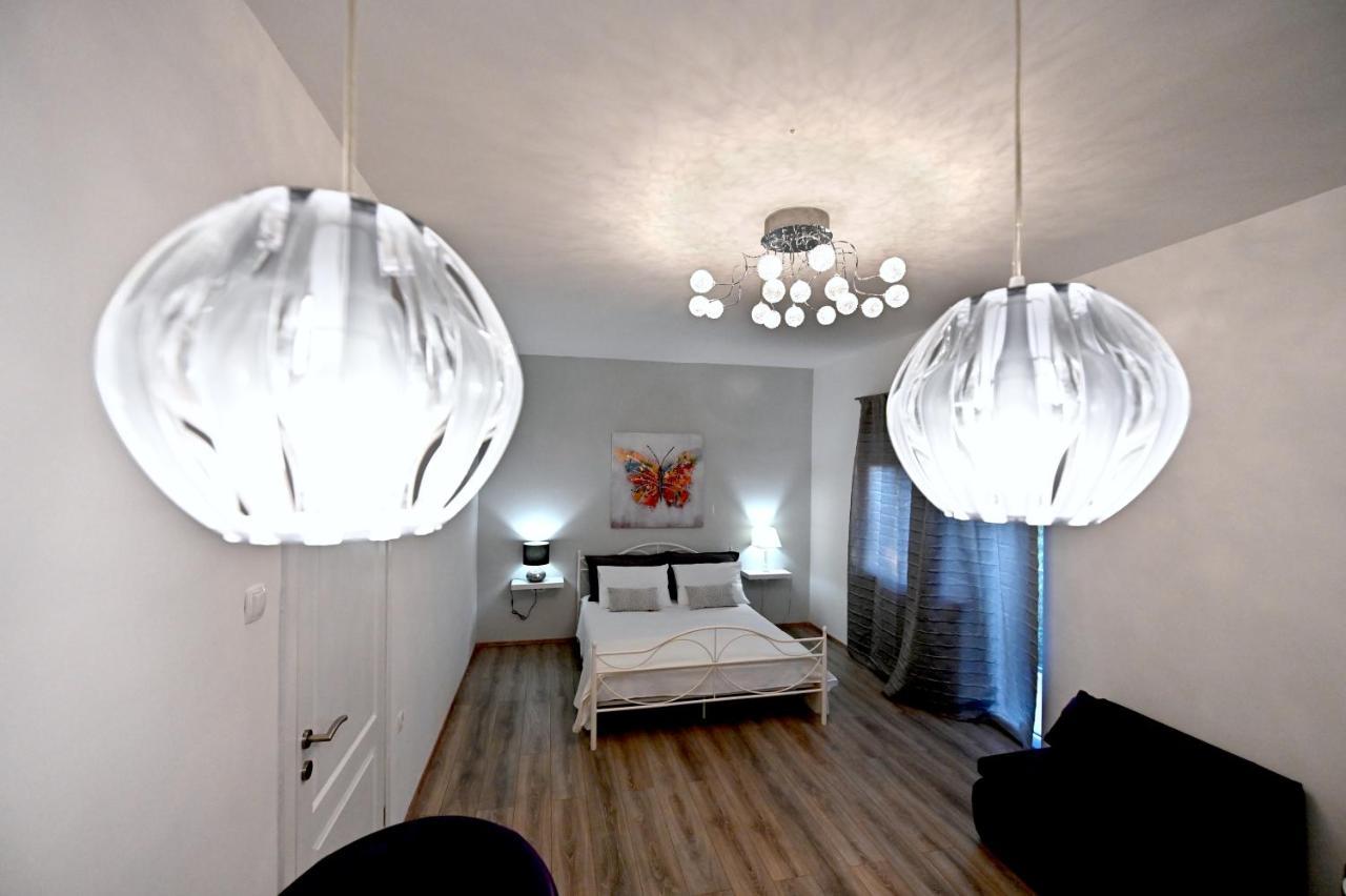 Studio Apartman Sandra, Имотски Экстерьер фото