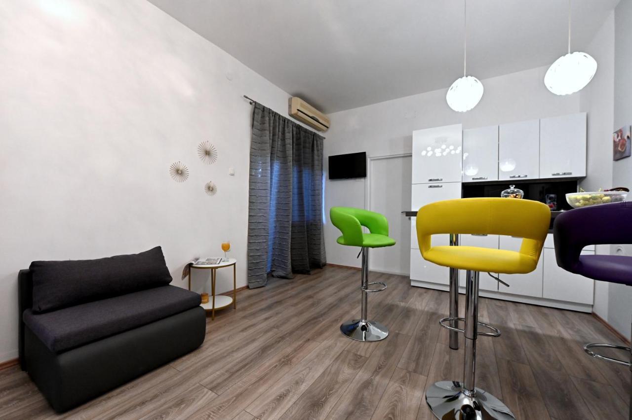Studio Apartman Sandra, Имотски Экстерьер фото